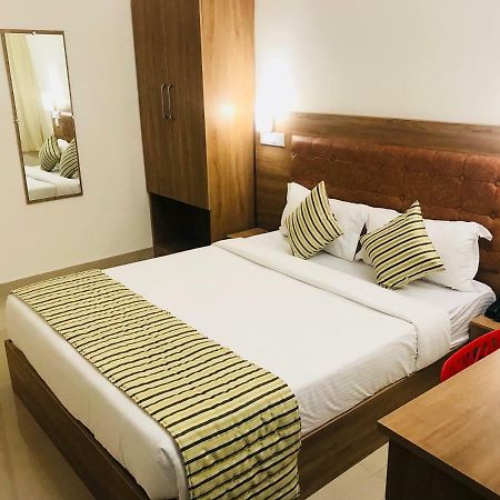 Hotel Prasad Residency Bangalore Eksteriør bilde